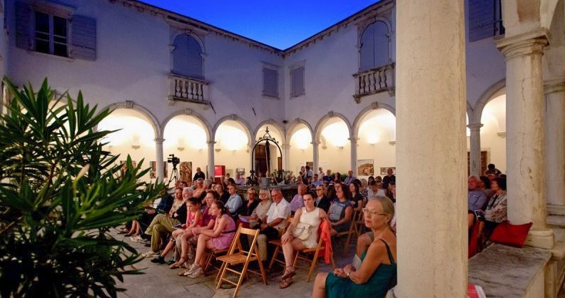 tartini festival piran - občinstvo spremlja koncert | Zgodovinska mesta
