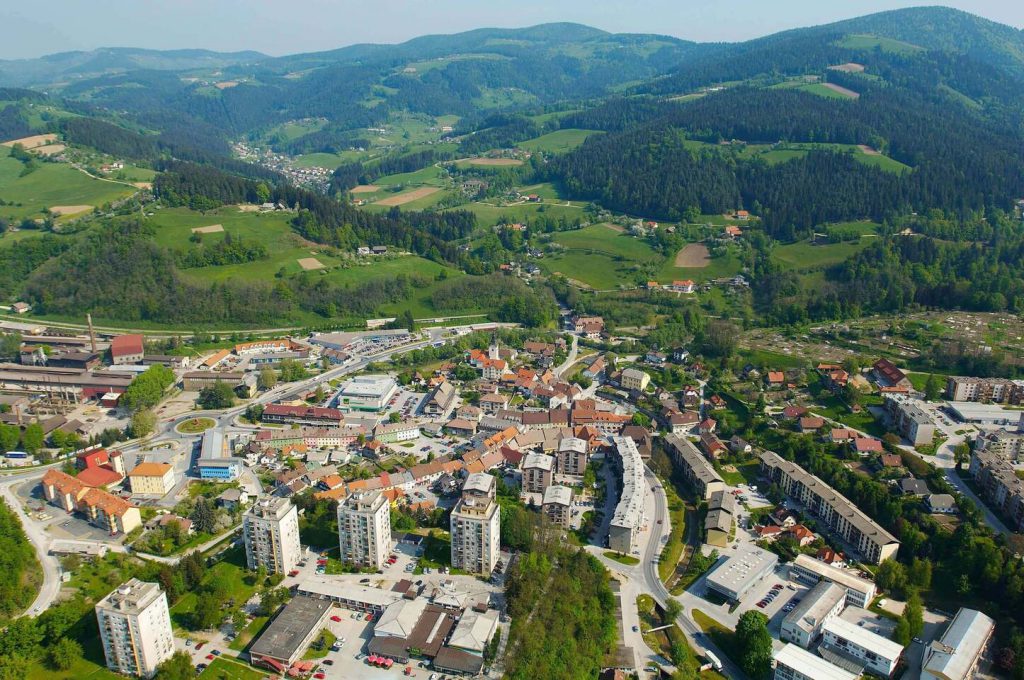 Mesto Ravne